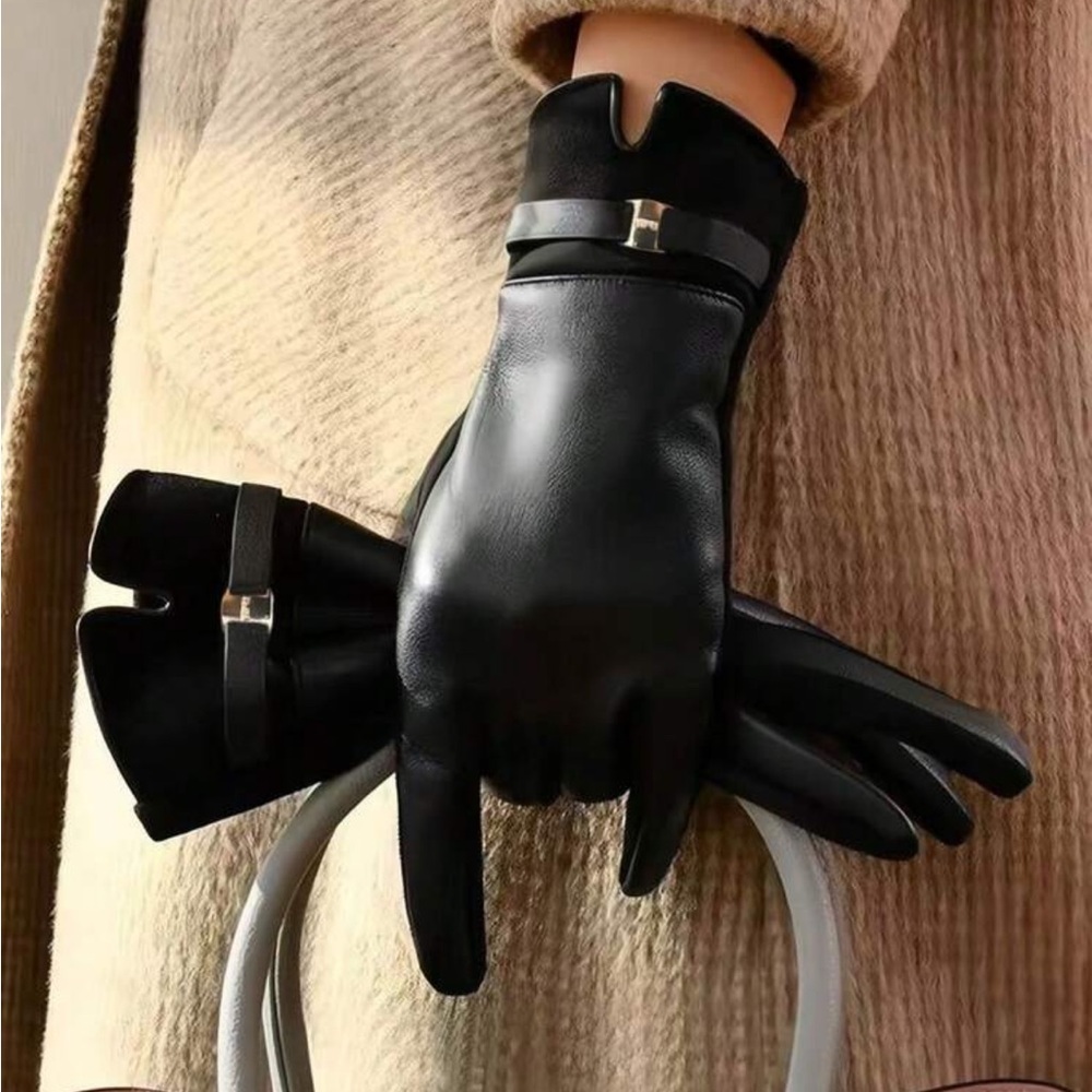 Black Faux Leather Fleece Lined Winter Gloves NEW 🏷️